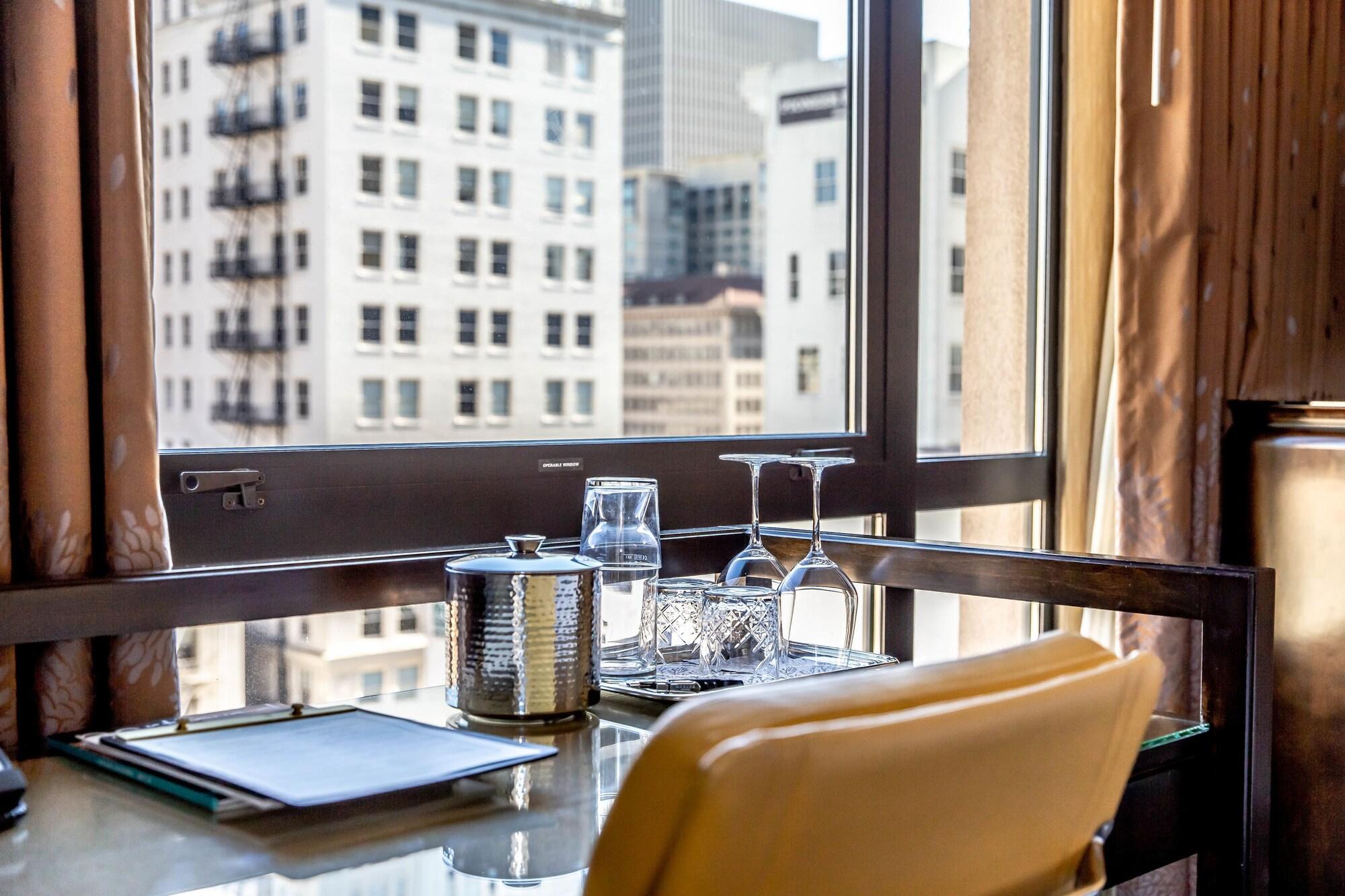 Hotel Dossier Portland