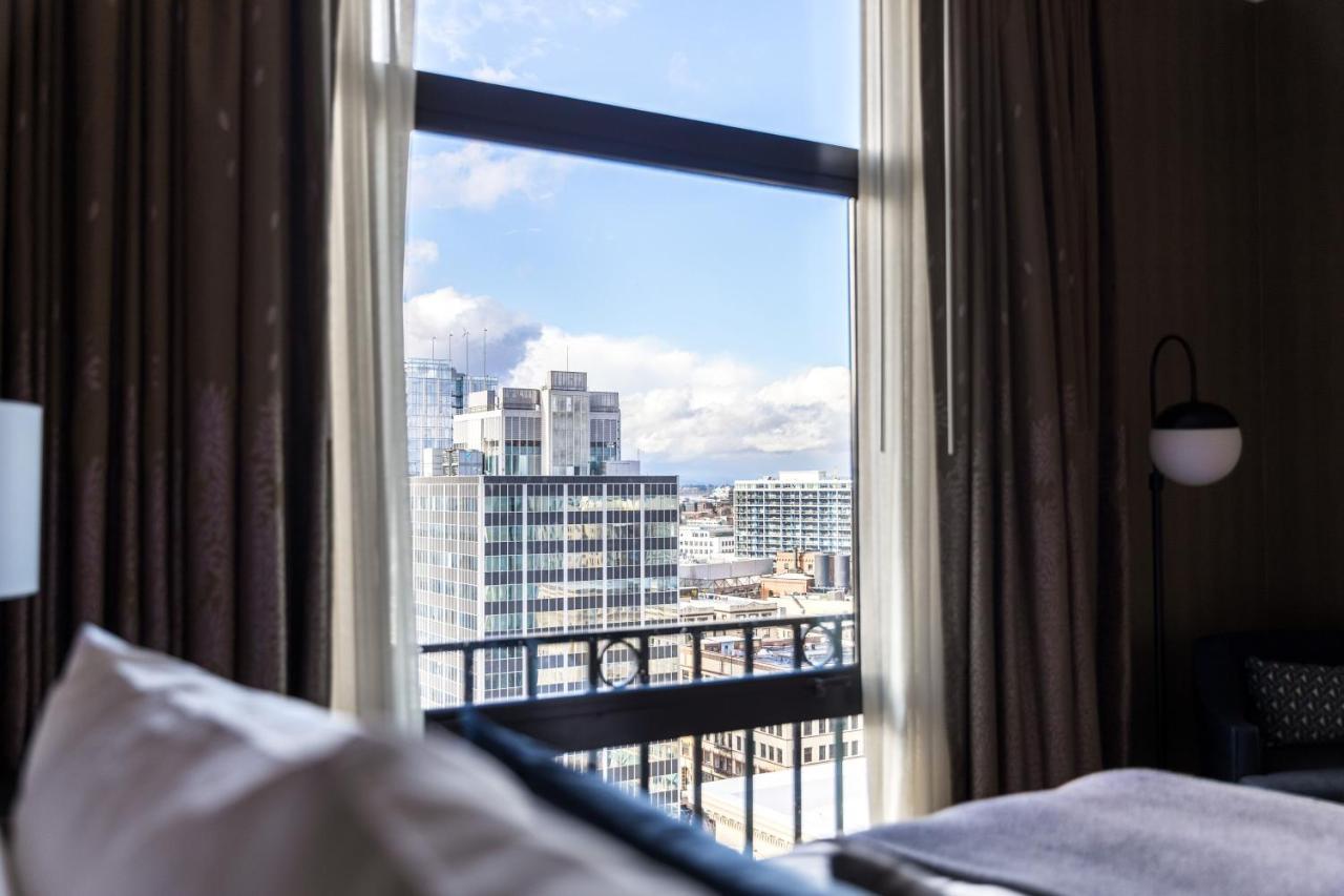 Dossier Hotel 4*
